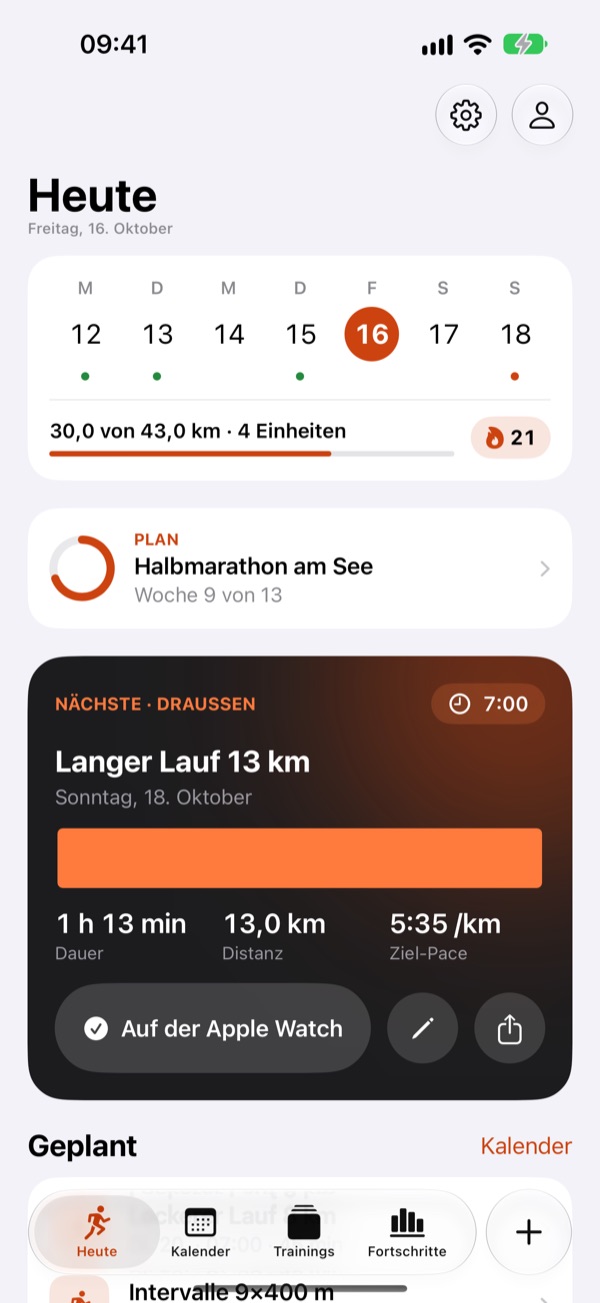 Der Bildschirm Heute von Unskipped: die Woche mit ihren Einheiten, der Plan Halbmarathon am See in Woche 9 von 13 und der nächste lange Lauf, schon auf der Apple Watch