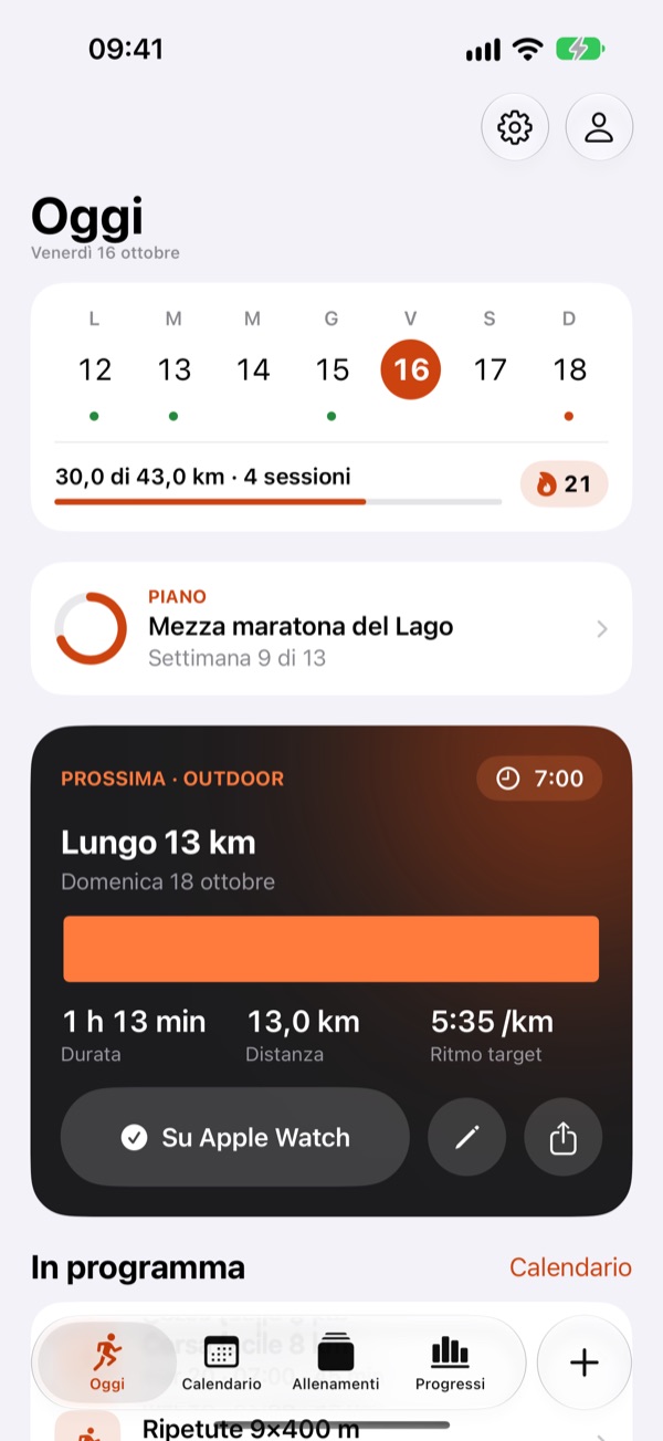 La schermata Oggi di Unskipped: la settimana con le sessioni, il piano Mezza maratona del Lago alla settimana 9 di 13 e il prossimo lungo, già su Apple Watch